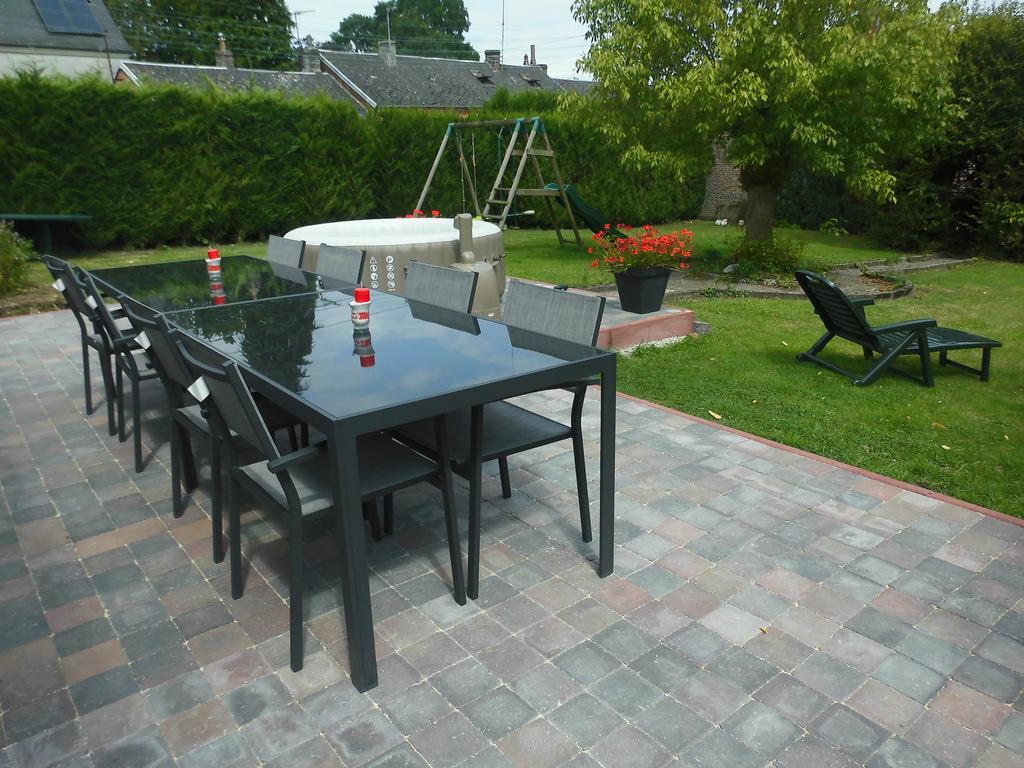 Bed and Breakfast La Demeure Avesnoise Wignehies Exterior foto